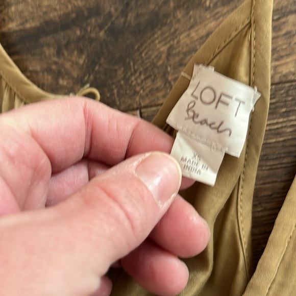 Bundle. 2 Maxi dresses! One is Loft beach and one is Banana Republic - Picture 6 of 7